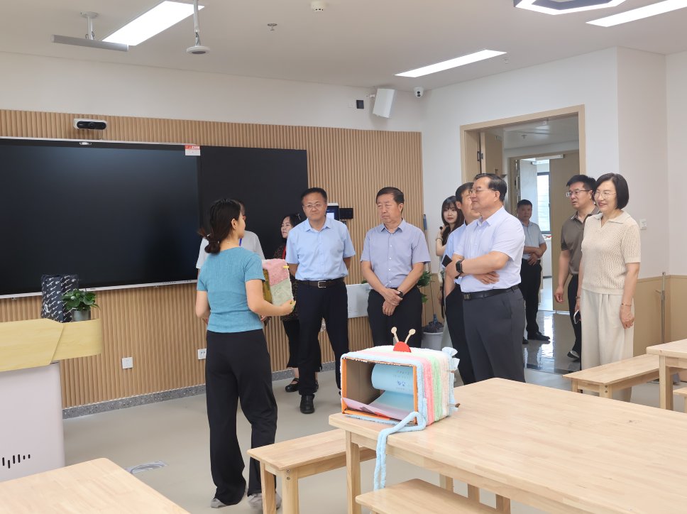 我校承办的鄂尔多斯市家校社协同育人心